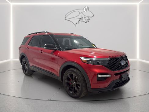 Used 2020 Ford Explorer ST w/ ST Street Pack image 7