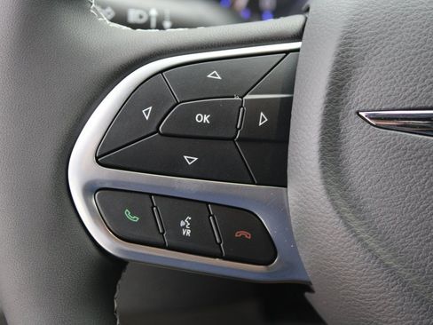 New 2026 Chrysler Pacifica Select image 14