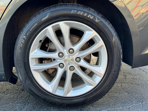 Used 2017 Chevrolet Malibu Hybrid image 17