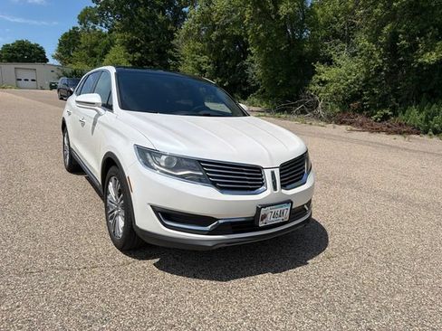 Used 2016 Lincoln MKX Reserve w/ Equipment Group 102A AWD/4WD image 14