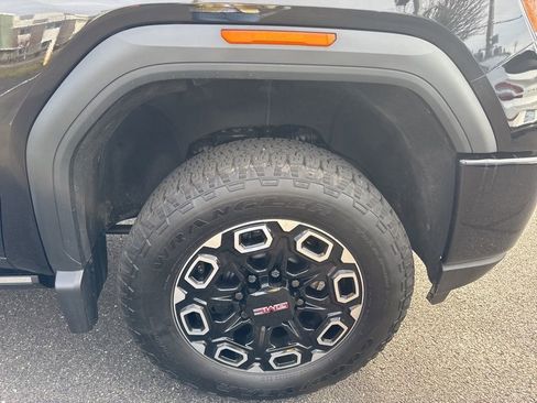 Used 2022 GMC Sierra 2500 Denali AWD/4WD image 9