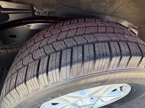 Used 2008 Toyota Land Cruiser image 35