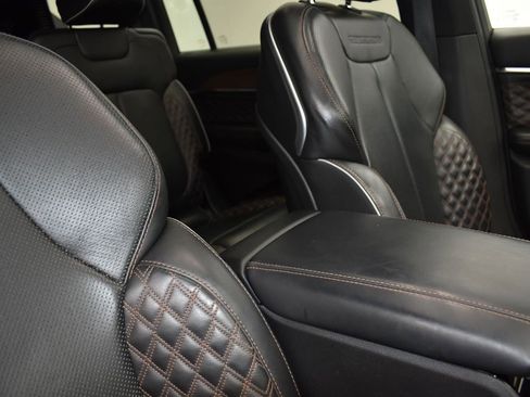 Used 2022 Jeep Grand Cherokee L Summit w/ Advanced Protech Group IV image 30