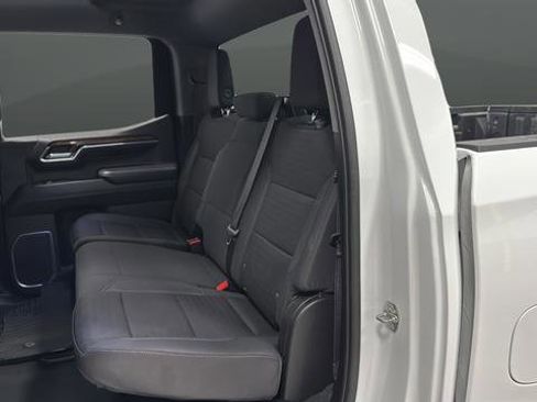 Used 2023 GMC Sierra 1500 SLE w/ Enhanced Capability Package AWD/4WD image 21