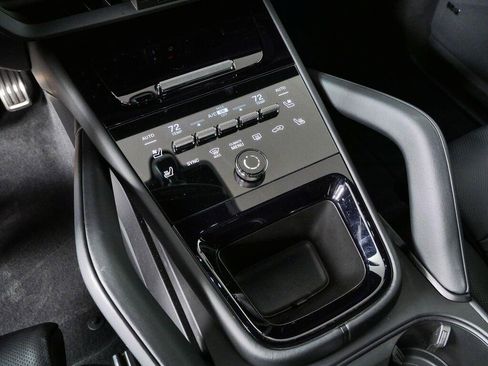 New 2026 Porsche Cayenne S AWD/4WD image 19