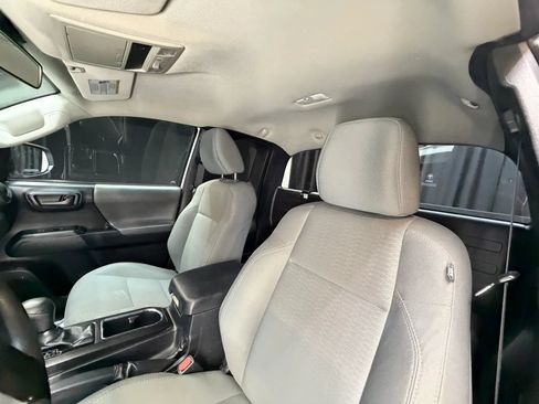 Used 2019 Toyota Tacoma SR RWD image 17