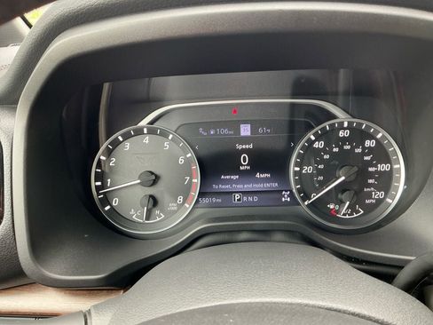 Used 2024 Nissan Titan Platinum Reserve w/ Moonroof Package AWD/4WD image 16