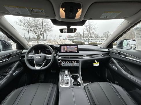 New 2026 INFINITI QX60 Luxe image 12