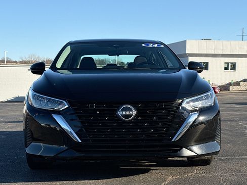 Used 2024 Nissan Sentra SV image 15