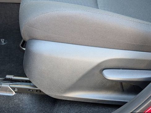 Used 2025 Toyota RAV4 LE image 24