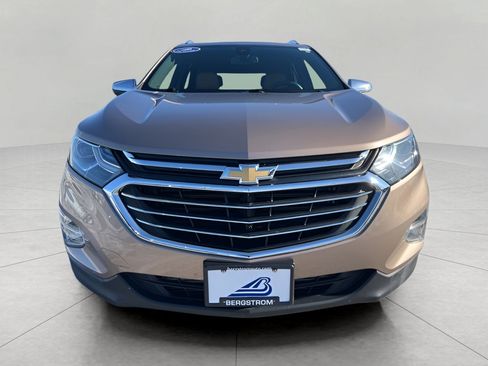 Used 2018 Chevrolet Equinox Premier image 3