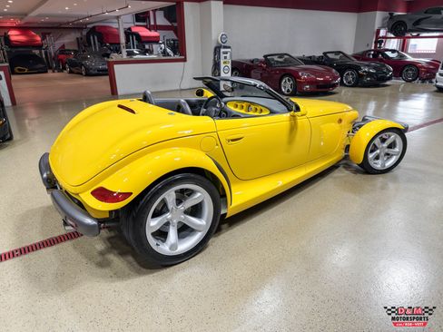 Used 1999 Plymouth Prowler RWD image 42