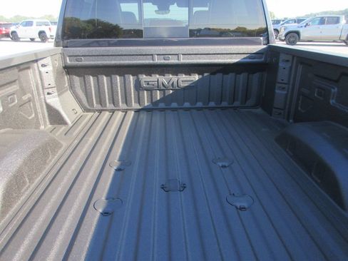 New 2026 GMC Sierra 2500 Denali Ultimate AWD/4WD image 7