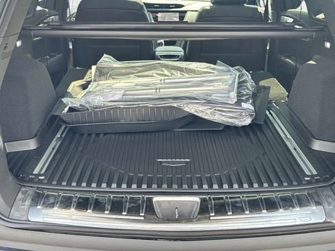 New 2026 Cadillac XT5 Premium Luxury w/ Driver Assist Package AWD/4WD image 5