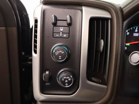 Used 2018 GMC Sierra 1500 SLT w/ Texas SLT Premium Package image 9