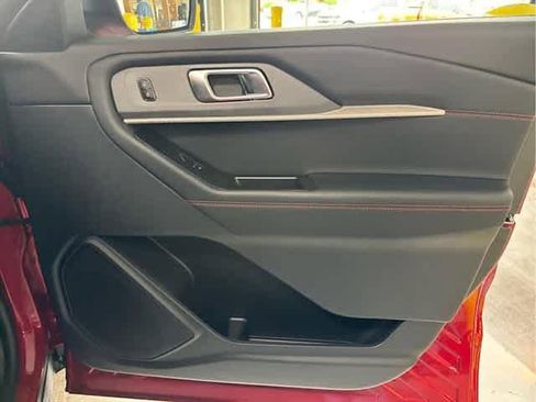 New 2025 Ford Explorer ST-Line image 21