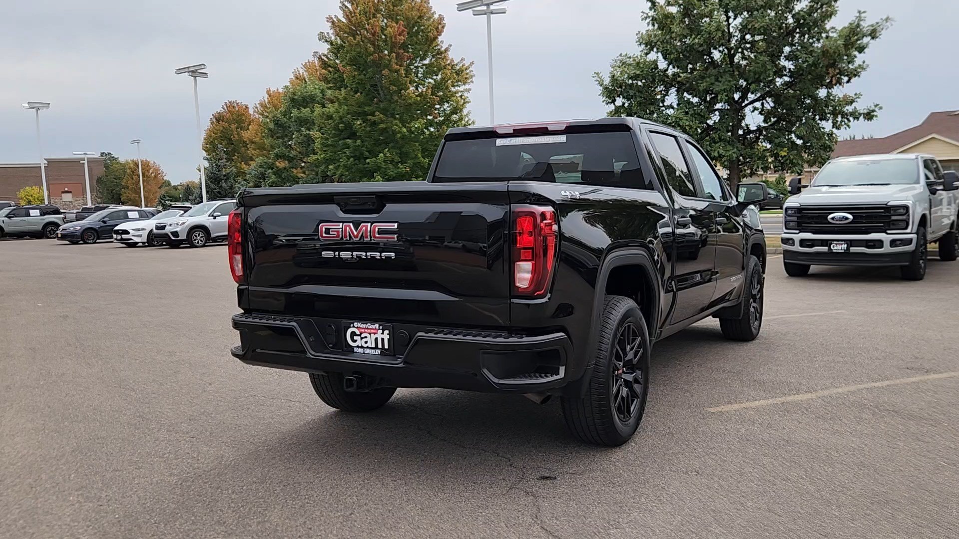Used 2024 GMC Sierra 1500 Pro w/ Graphite Edition AWD/4WD image 18