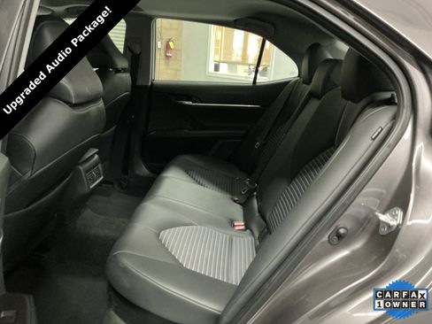 Used 2023 Toyota Camry SE image 16