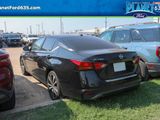 Used 2022 Nissan Altima 2.5 SR image 4