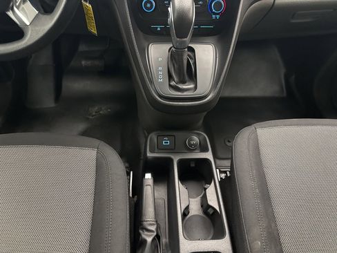 Used 2019 Ford Transit Connect XL image 19