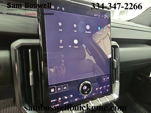 New 2026 GMC Acadia AT4 w/ Luxury Package AWD/4WD image 13