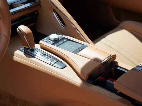 Used 2021 Lexus LC 500 Convertible w/ Touring Package RWD image 19