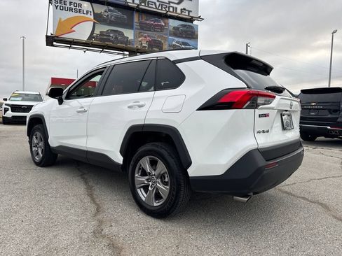 Used 2024 Toyota RAV4 XLE AWD/4WD image 4