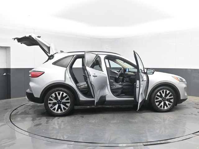 Used 2020 Ford Escape SE Sport FWD image 54