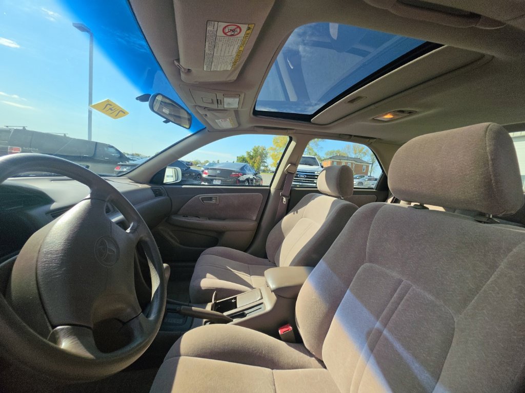 Used 1999 Toyota Camry LE FWD image 14