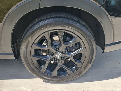 Used 2023 Honda HR-V Sport image 4