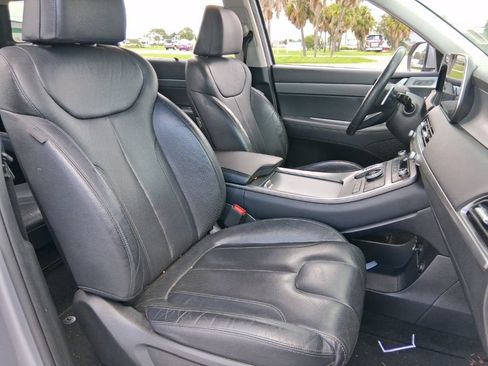 Used 2020 Hyundai Palisade SEL w/ Premium Package FWD image 17