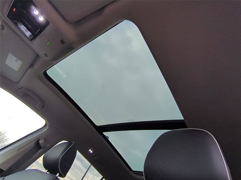 New 2026 Volkswagen Atlas SEL Premium R-Line image 10