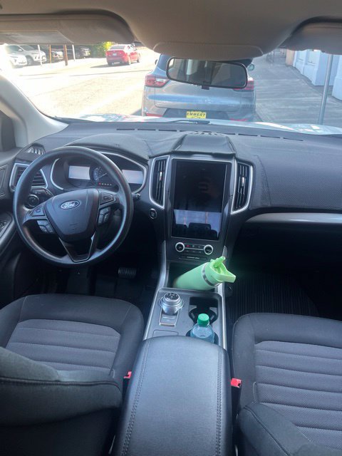 Used 2021 Ford Edge SE AWD/4WD image 2