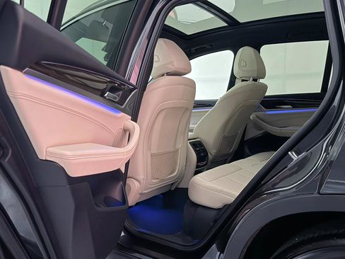 Used 2018 BMW X3 xDrive30i AWD/4WD image 19