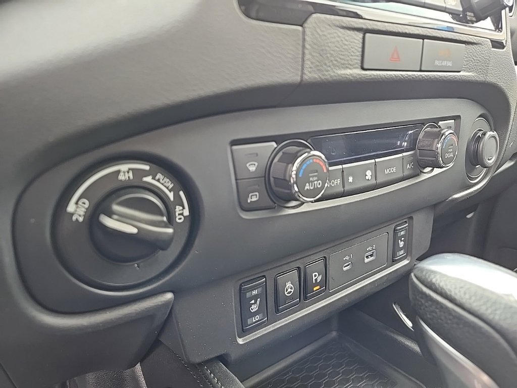 Used 2022 Nissan Frontier PRO-4X w/ Pro-4X Premium Package AWD/4WD image 18