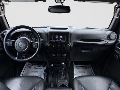 Used 2015 Jeep Wrangler Unlimited Sahara image 18