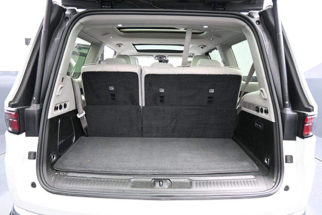 Used 2022 Jeep Wagoneer Series III w/ Premium Group I AWD/4WD image 31
