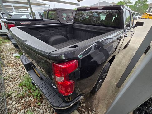 Certified 2023 Chevrolet Silverado 1500 LT RWD image 8