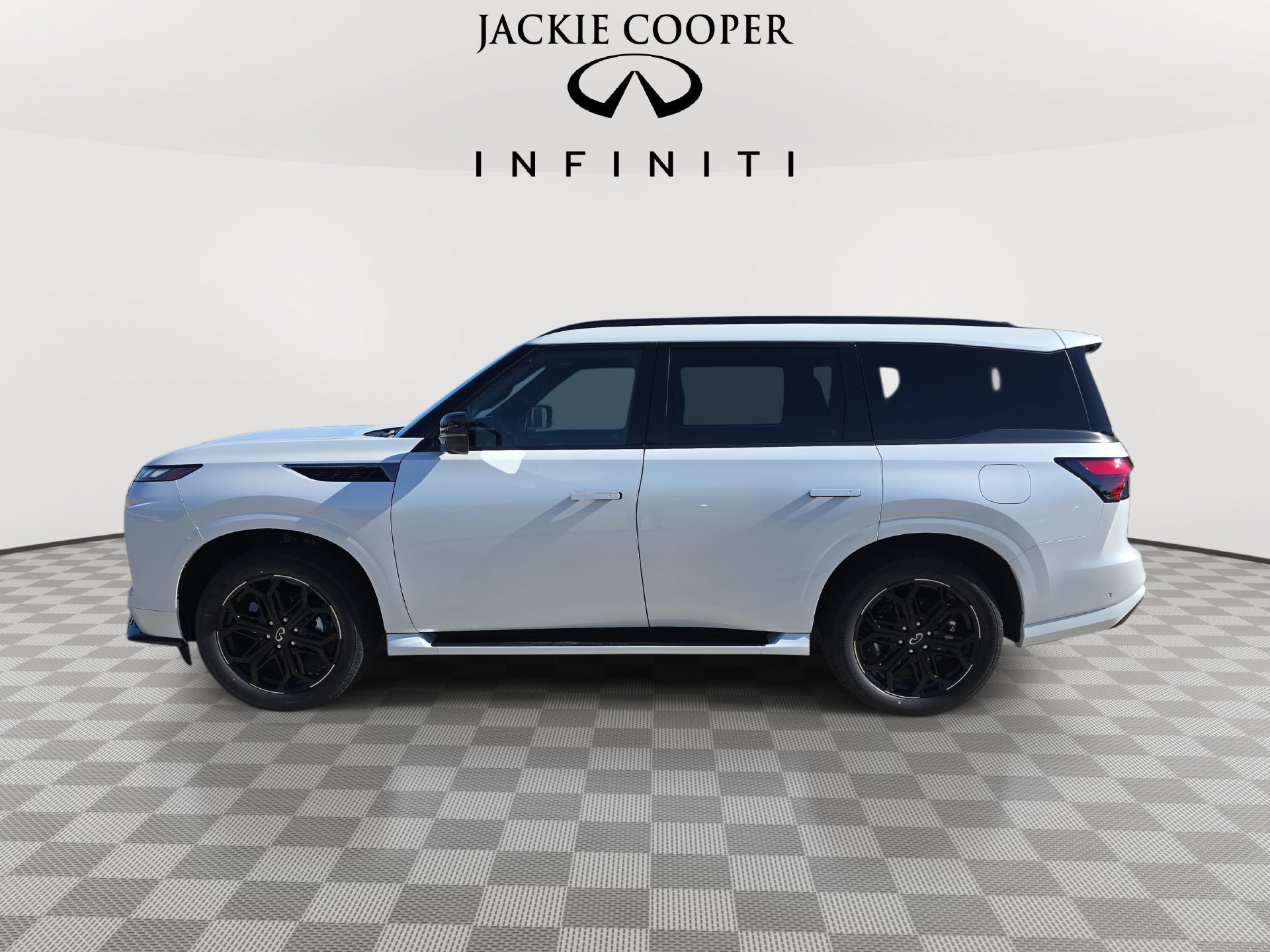New 2026 INFINITI QX80 4WD image 8