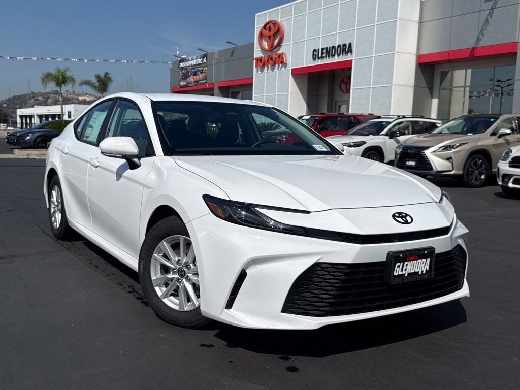 New 2026 Toyota Camry LE FWD image 2