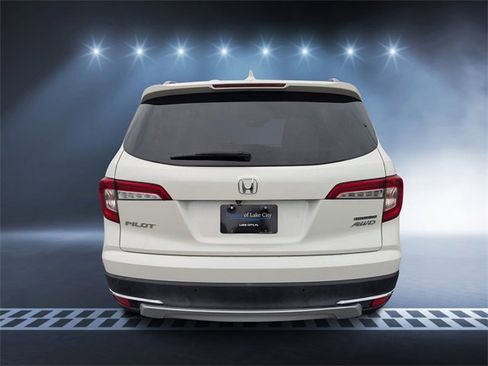 Used 2019 Honda Pilot Touring image 4