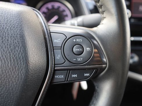 Used 2024 Toyota Camry SE image 33