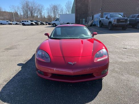 Used 2005 Chevrolet Corvette Coupe w/ Preferred Equipment Group image 4