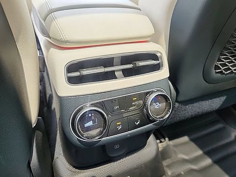Used 2024 Genesis Electrified GV70 AWD/4WD image 27