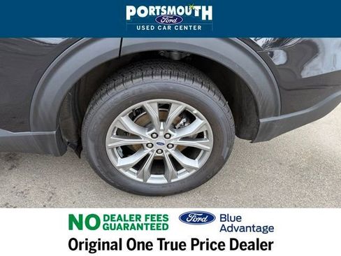 Used 2023 Ford Explorer Limited w/ Equipment Group 301A image 32