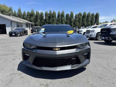Used 2018 Chevrolet Camaro SS RWD image 2