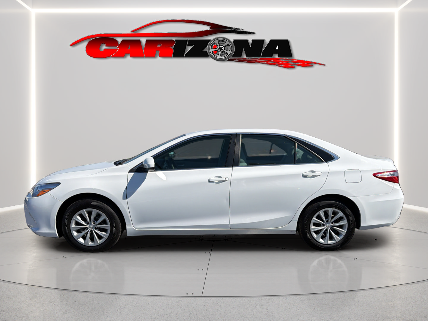 Used 2016 Toyota Camry LE FWD image 10