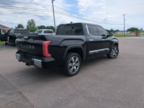 Used 2023 Toyota Tundra Capstone AWD/4WD image 33