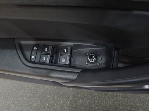Used 2024 Audi Q5 2.0T Premium AWD/4WD image 29
