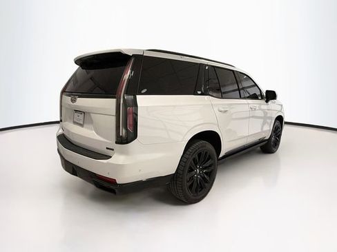 Certified 2022 Cadillac Escalade Sport Platinum w/ Heavy-Duty Trailer Package image 7